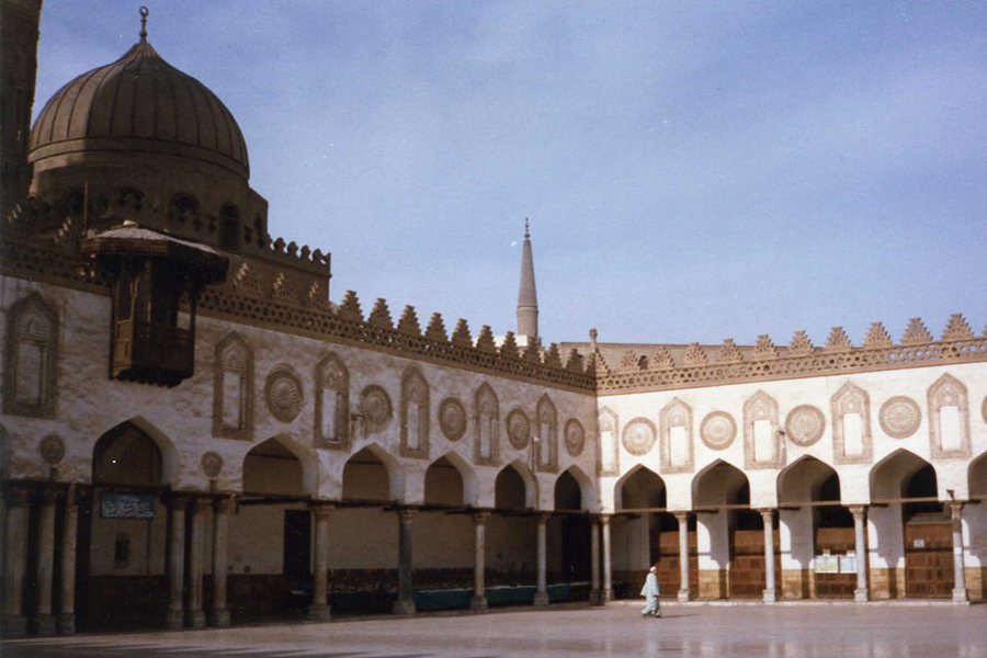Azhar-Mosque-Cairo-1.jpg
